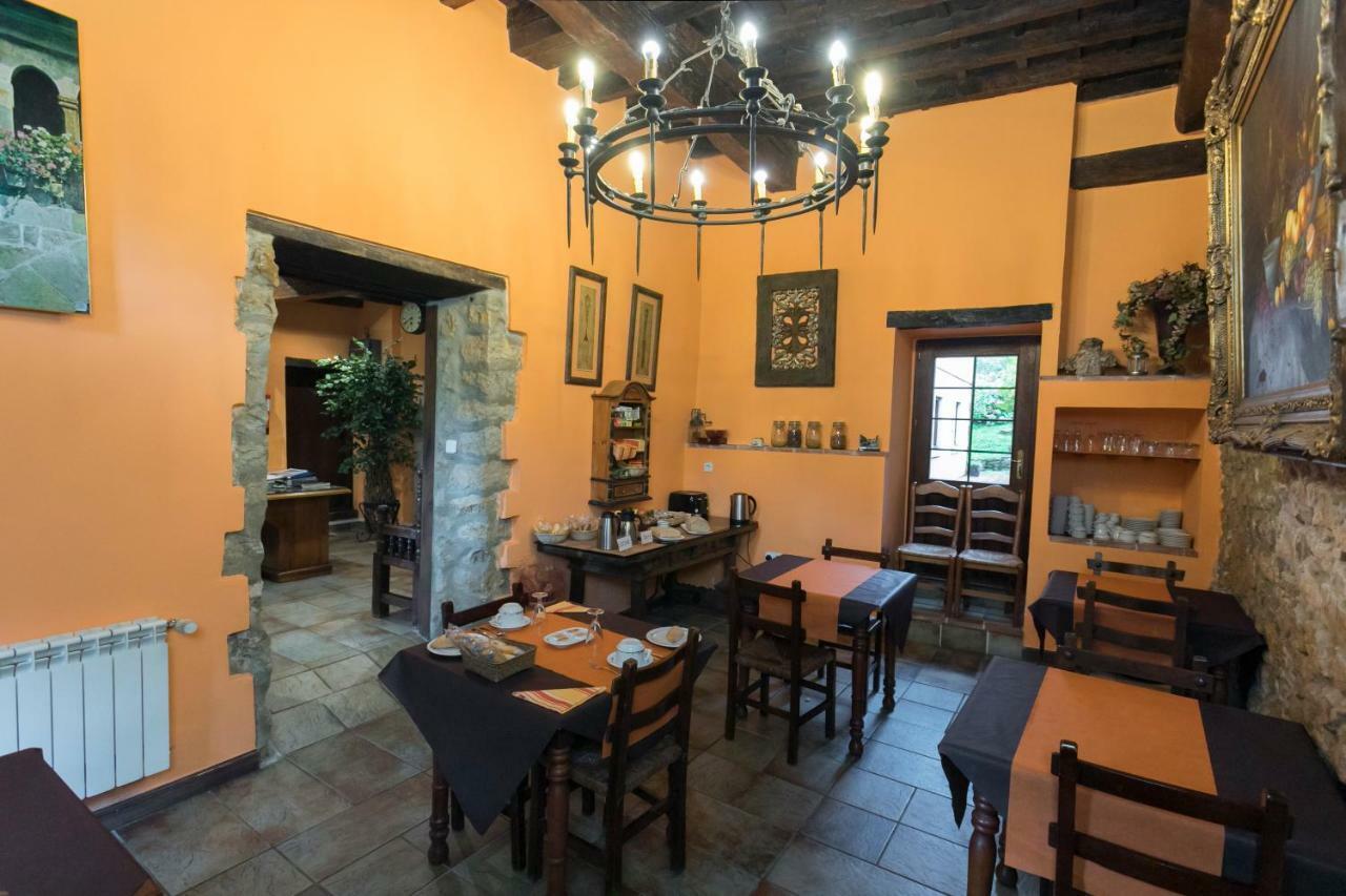 Posada De La Abadia - Adults Only Santillana del Mar Dış mekan fotoğraf